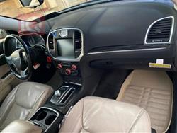 کرایسلەر 300